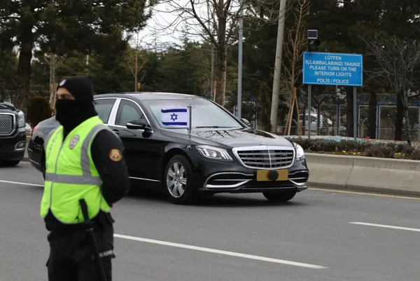 Son dakika: Türkiye İsrail ilişkilerinde yeni dönem! Başkan Erdoğan İsrail Cumhurbaşkanı Isaac Herzog’u resmi törenle karşıladı