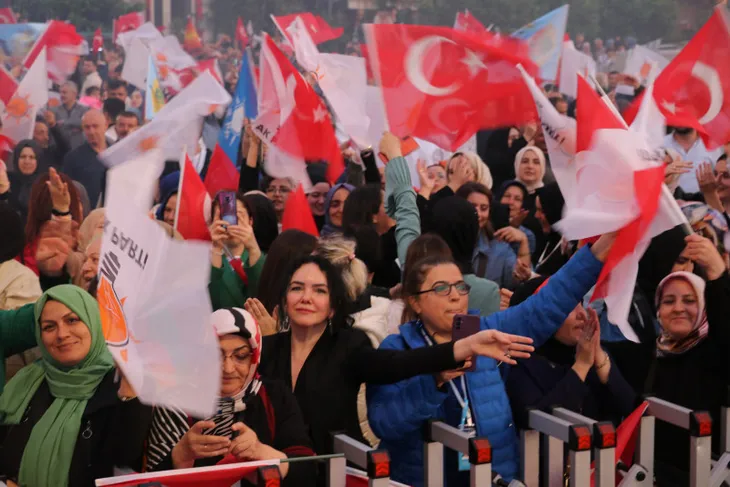 Türkiye’nin 81 ilinden Başkan Erdoğan’ın zaferinin sevinç görüntüleri! Başkan Erdoğan’ın konuşmaları…