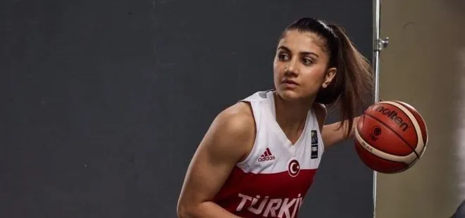 CHP’li Kadıköy Belediyesi, Milli kadın basketbolcu Merve Aydın’ın dairesini mühürledi