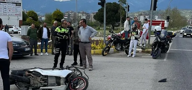 Balıkesir’de feci kaza! Kamyonla çarpışan motosiklet sürücüsü hayatını kaybetti