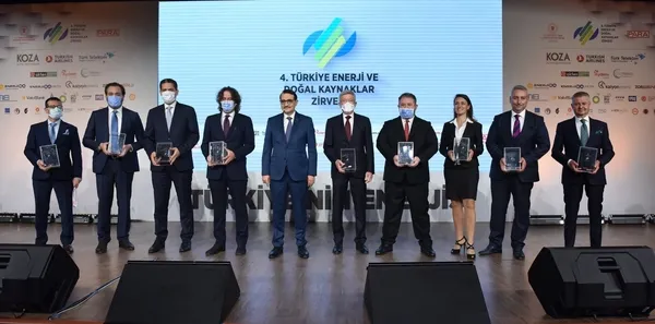 Türkiye enerjide bir üst lige çıkıyor! Bakan Dönmez'den flaş açıklamalar: Karadeniz’de 1 yılda 540 milyar metreküp rezerv bulduk - 1