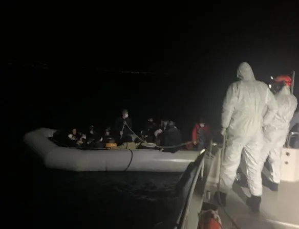 Yunanistan göçmenleri yakmaya kalkıştı! İçişleri Bakanı Süleyman Soylu: Yunanistan Avrupa'nın gözcülüğünde katliam yapmaktır - 3