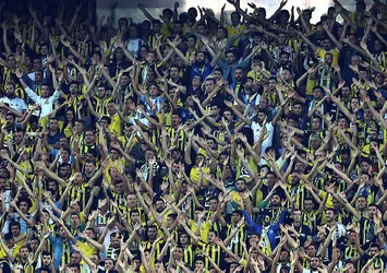 Fenerbahçe tribününde kavga çıktı