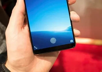 Çinli Vivo Gebze'de yerli cep telefonu üretimine başladı