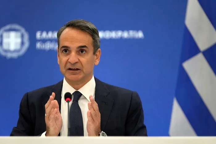 Son dakika: Yunanistan'da Covid-19 aşısı zorunlu oluyor! Başbakan Miçotakis duyurdu - 1