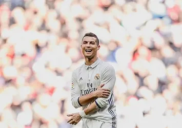 Ronaldo, 2021'e kadar Real Madrid'de