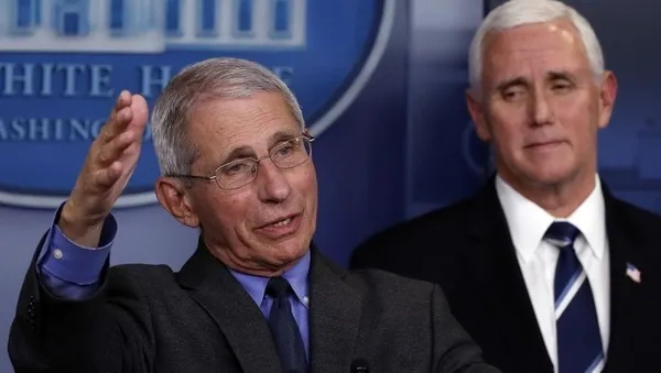 Herkesin ümitle beklediği koronavirüs aşısı hakkında flaş gelişme! Aşının klinik verilerini iyi incelemediler sözleri kafa karıştırdı