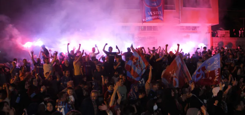 Trabzonspor'un kupa anıtı için ilk adım geldi! Hedef 1 milyar TL