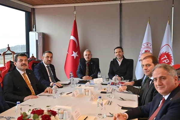 turkiye-dogal-gaz-ussu-haline-geldi-filyosta-27-milyon-metrekup-uretim-hedef-her-gecen-gun-buyuyor-1706519001611.jpg Türkiye doğal gaz üssü haline geldi! Filyos'ta 2,7 milyon metreküp üretim! Hedef her geçen gün büyüyor... - 4