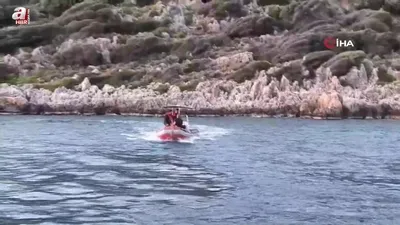 Alman turist kayalık bölgede mahsur kaldı