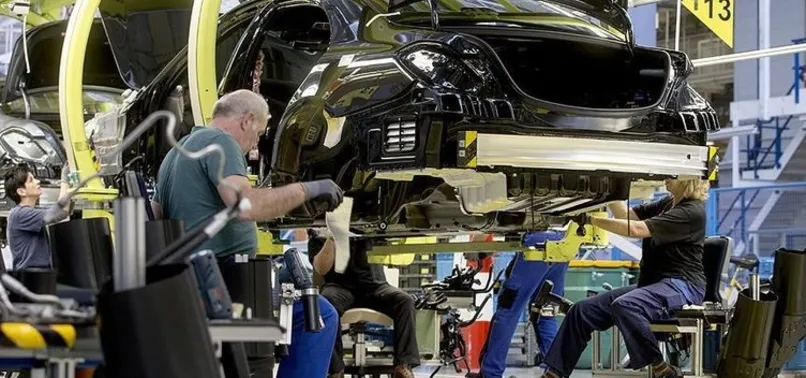 Almanya'da resesyon kabusu! Her 10 şirketten 4'ü küçülme bekliyor