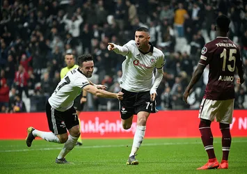 Beşiktaş, Göztepe'yi tek golle geçti