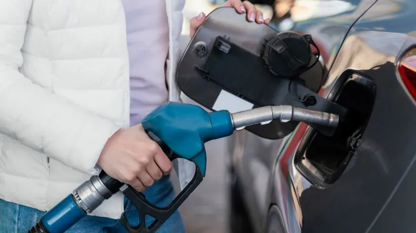 Tabelalar değişti: Akaryakıta zam geldi! 1 Ocak 2026 benzin, motorin, LPG fiyatları ne kadar?