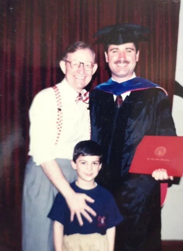 Prof. Dr. Fikrettin Şahin'in 47 yıllık örnek başarı öyküsü! Ödülünü Başkan Erdoğan'ın elinden almıştı! - 2