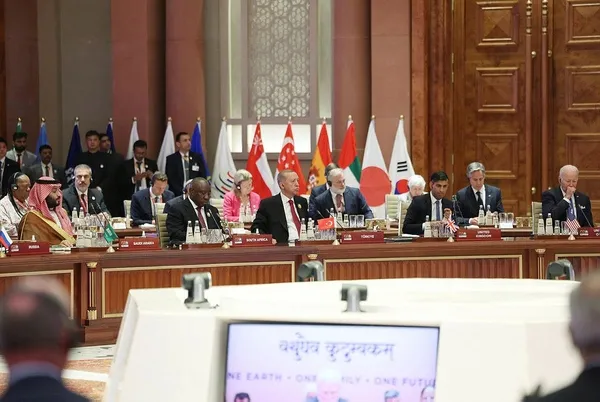 Başkan Erdoğan’dan G20 Liderler Zirvesi sonrası uçakta flaş açıklamalar: Tahıl koridoru, Türkiye’nin enerji merkezi olması, ABD ziyareti...