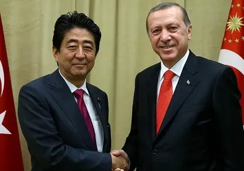 Şinzo Abe'den Erdoğan'a seçim zaferi tebriği
