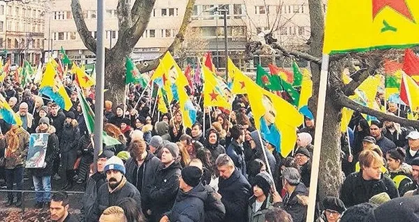 baskan-recep-tayyip-erdogan-hollanda-basbakani-mark-rutte-ile-telefonda-gorustu-gundem-isvecin-nato-uyeligi-1688578708364.jpg Başkan Recep Tayyip Erdoğan Hollanda Başbakanı Mark Rutte ile telefonda görüştü! Gündem İsveç'in NATO üyeliği - 3