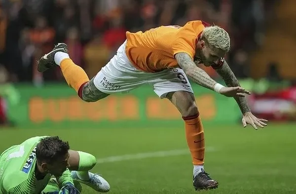 canli-i-galatasaray-alanyaspor-canli-anlatim-sari-kirmizililar-evinde-galibiyeti-yakaladi-1700935427626.jpeg MAÇ SONUCU: Galatasaray 4 - 0 Alanyaspor | Sarı kırmızılılar evinde galibiyeti yakaladı - 2