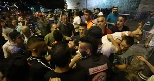 İsrail polisi haddini aştı! Yatsı namazından sonra...