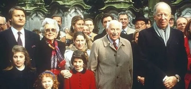 Koronavirüste flaş suçlama! Bill Gates, Soros ve Rockefeller...