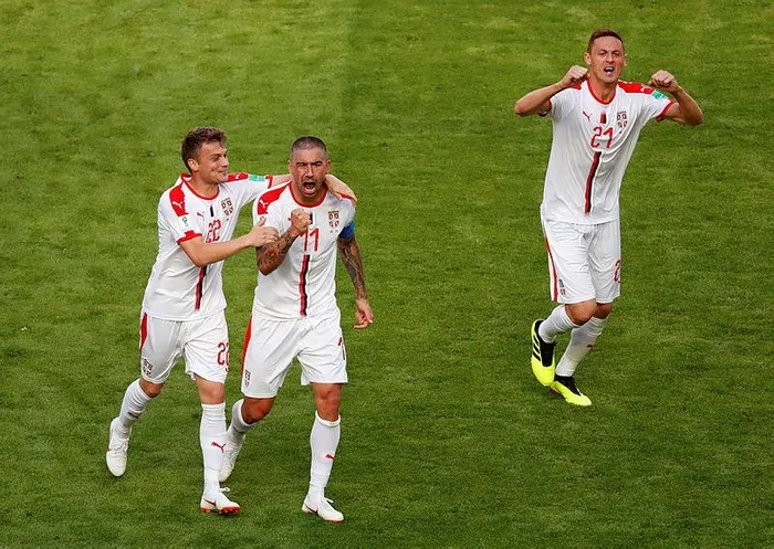 Fenerbahçe son dakika transfer haberi: Kolarov Fenerbahçe yolunda - 1