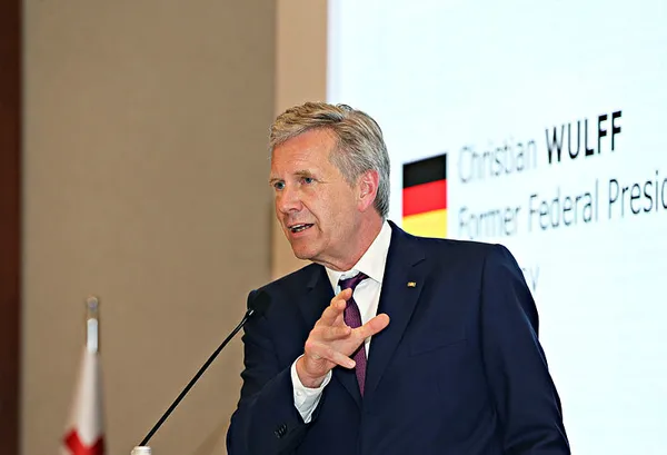 Christian Wulff: Türkiye'nin başarısından mutluluk duymalıyız - 1