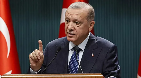 Can Ataklı’dan skandal sözler: Bir gece ansızın gelebiliriz söylemi üzerinden sınır ötesi operasyonları hedef aldı