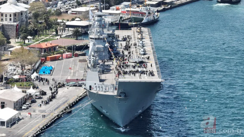 TCG Anadolu'da bayram yoğunluğu! Kuyruğun sonunu görebilmek mümkün değil... Vatandaş A Haber'de anlattı: Gururun simgesi 17