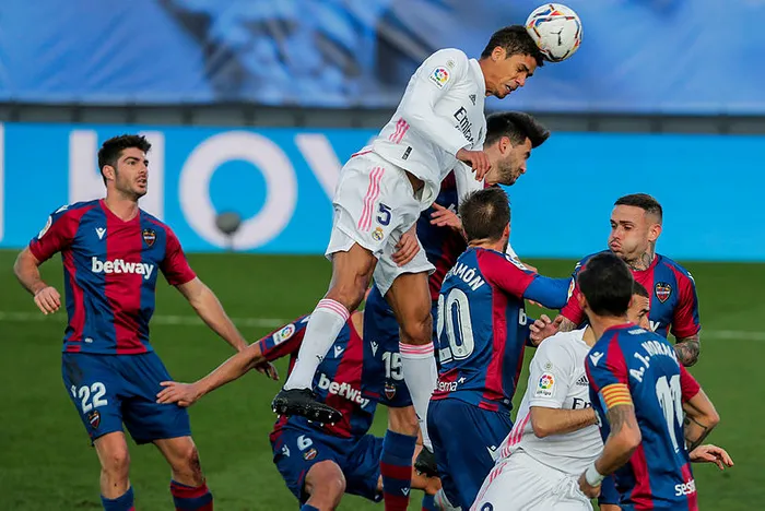 Son dakika: Real Madrid evinde Levante'ye yenildi | MAÇ SONUCU: 2-1 - 7