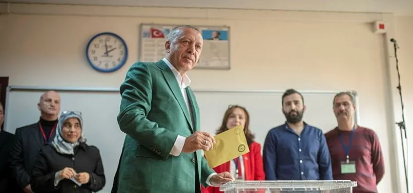 Başkan Erdoğan'ın oy kullandığı sandıktan kim çıktı?