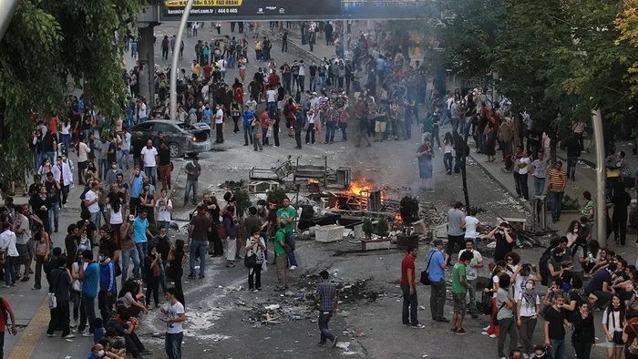 1717303249925.jpeg Küresel çetenin ilk kalkışması: Gazi Parkı | Mesele ağaç değildi | ‘Türkiye’nin Soros’u kim?’ - 2