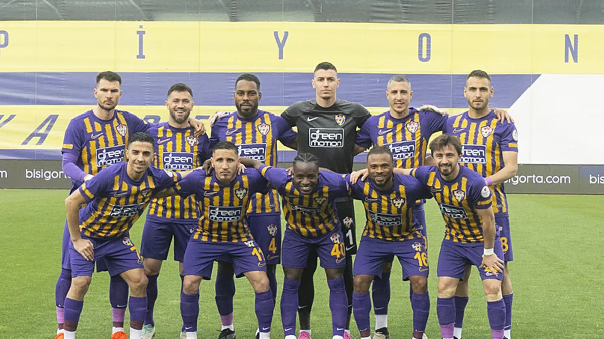 Eyüpspor Süper Lig'e çıkmayı garantiledi!