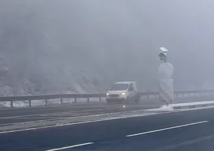 Bolu Dağı'nda sis etkili oluyor