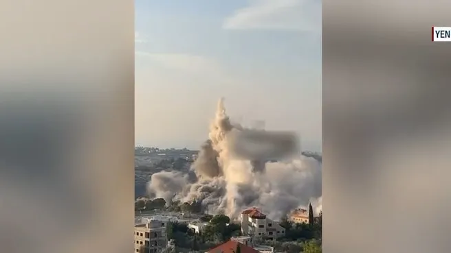 İsrail Lübnan’da bir binayı böyle vurdu