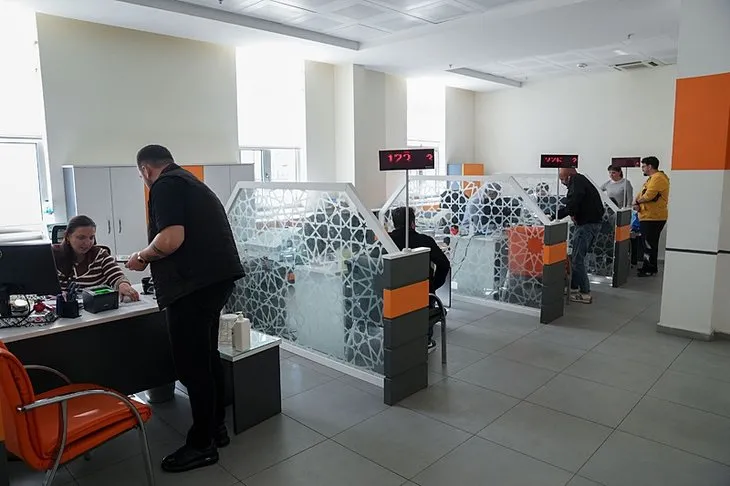 Ehliyet yenileme için son gün! Bugün 15 TL yarın 7 bin 438 lira | Peki yenileme işlemleri nasıl yapılır?