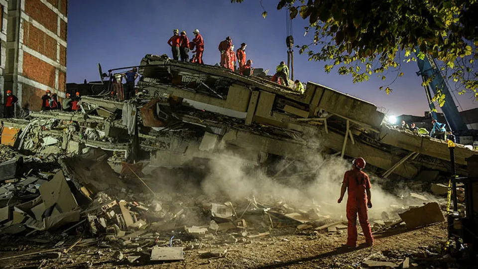 Uzmanlardan hayat kurtaran bilgiler! Deprem anında sakın bu hatayı yapmayın