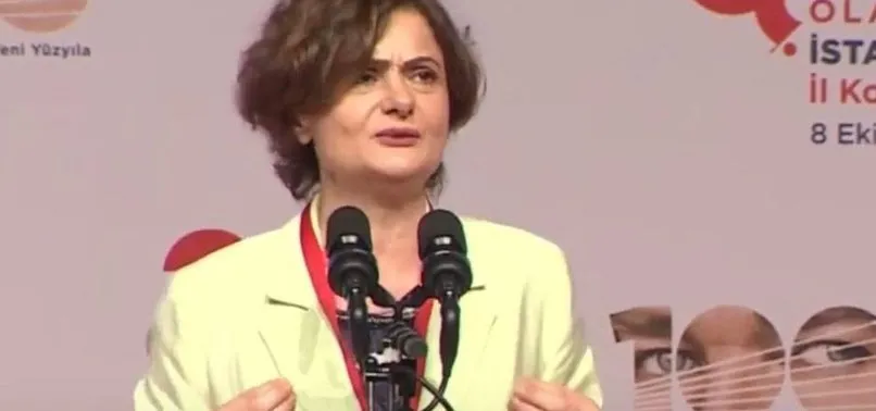 CHP İstanbul Kongresi'nde sert rüzgar! Canan Kaftancıoğlu sahnede yuhalandı CHP İstanbul Kongresi'nde sert rüzgar! Canan Kaftancıoğlu sahnede yuhalandı
