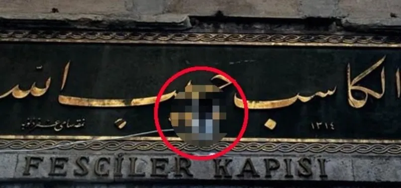 Kapalıçarşı'da tepki çeken görüntü! Tarihi kitabeye matkaplı darbe