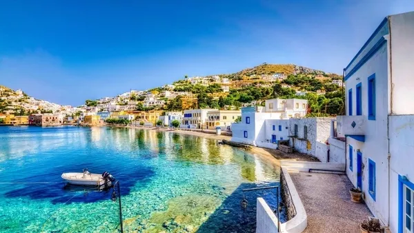 Yunan adalarına turistik vize AB Komisyonu’ndan geçti