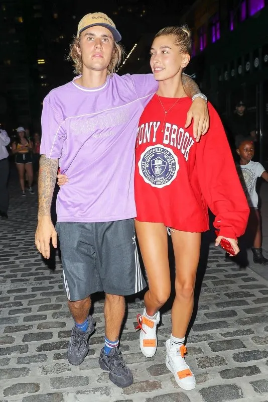 justin bieber in karisi hailey baldwin den selena gomez e kocamdan uzak dur mesaji