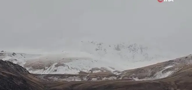 Bitlis’te Süphan Dağı beyaza büründü