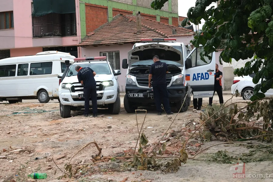 Turgutlu'daki alçak saldırıda yeni detaylar: 15 yaşındaki şüpheli 3 fişekle 80, 90 ve 110 metreden ateş açmış 7