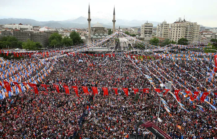 İngiliz Times gazetesi: Erdoğan ezici bir çoğunlukla galibiyet elde edecek
