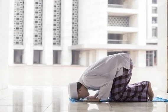 tesbih-namazi-ne-zaman-kilinir-4-rekat-tesbih-namazi-nasil-kilinir-fatiha-ve-sureden-sonra-1682018913208.jpg Tesbih namazı ne zaman kılınır? 4 rekat tesbih namazı nasıl kılınır? Fatiha ve sureden sonra... - 4