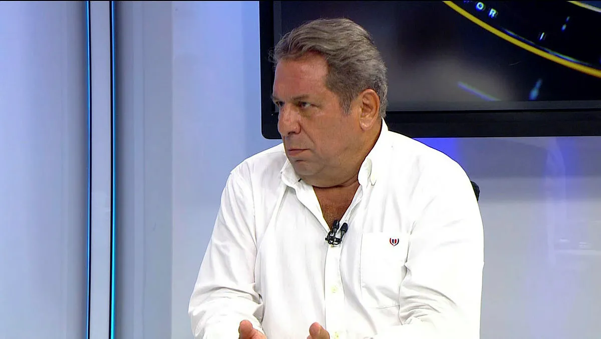 Erman toroğlu: Fırat Aydınus eski kaşar