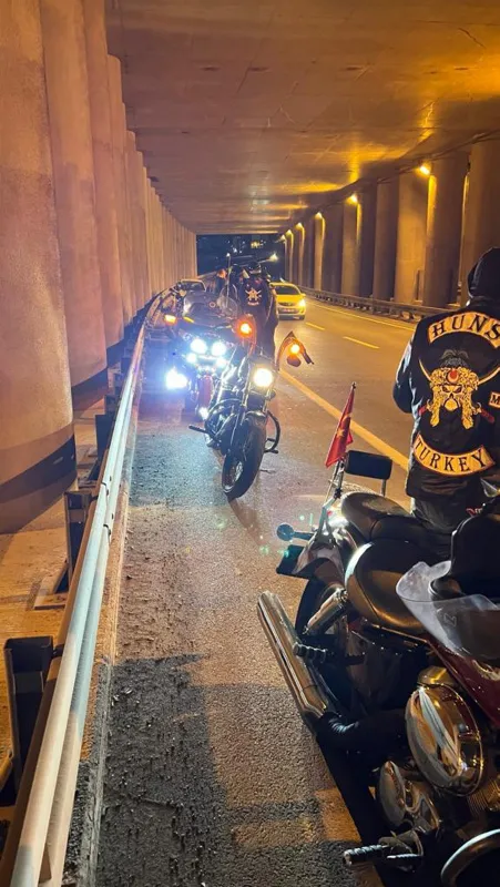 Avrasya Tüneli’nde yeni dönem! İlk geçen motosikletliler o anları kaydetti