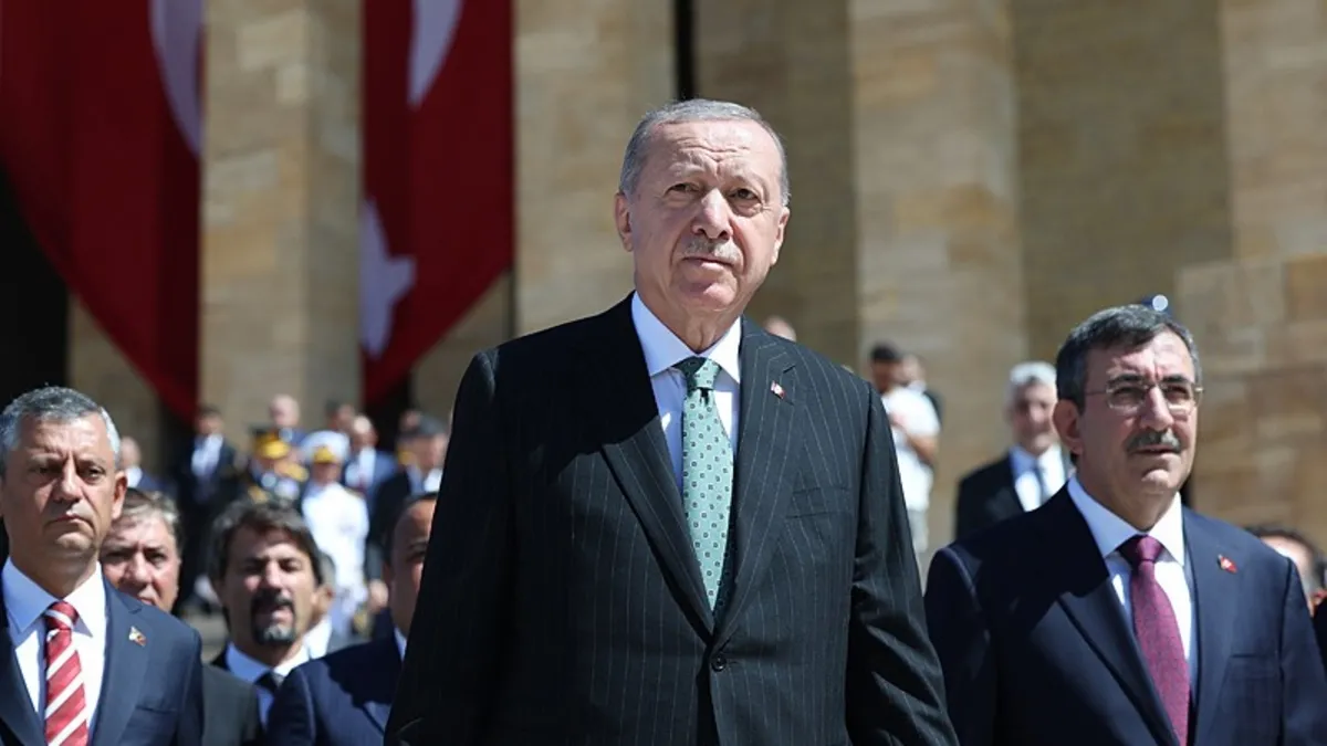 30 Ağustos Zafer Bayramı! Başkan Erdoğan Anıtkabir'i ziyaret etti