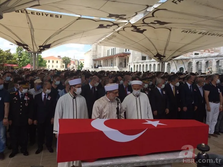 Hakkari İl Emniyet Müdür Yardımcısı Hasan Cevher’e acı veda! Eşi tabuta sarılarak gözyaşı döktü