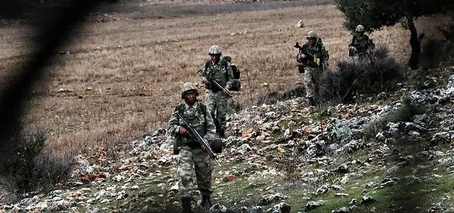 Son dakika: Türk askeri Suriye’nin kuzeyindeki terör inlerini yerle bir etti