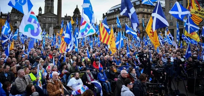 İskoçya bağımsızlık yolunda! Referandum için tarih verildi